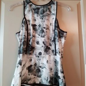 Floral print zipper top